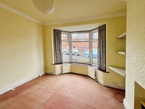 Lounge- click for photo gallery